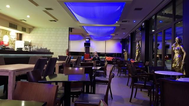 Nymphes Coffee & Dessert